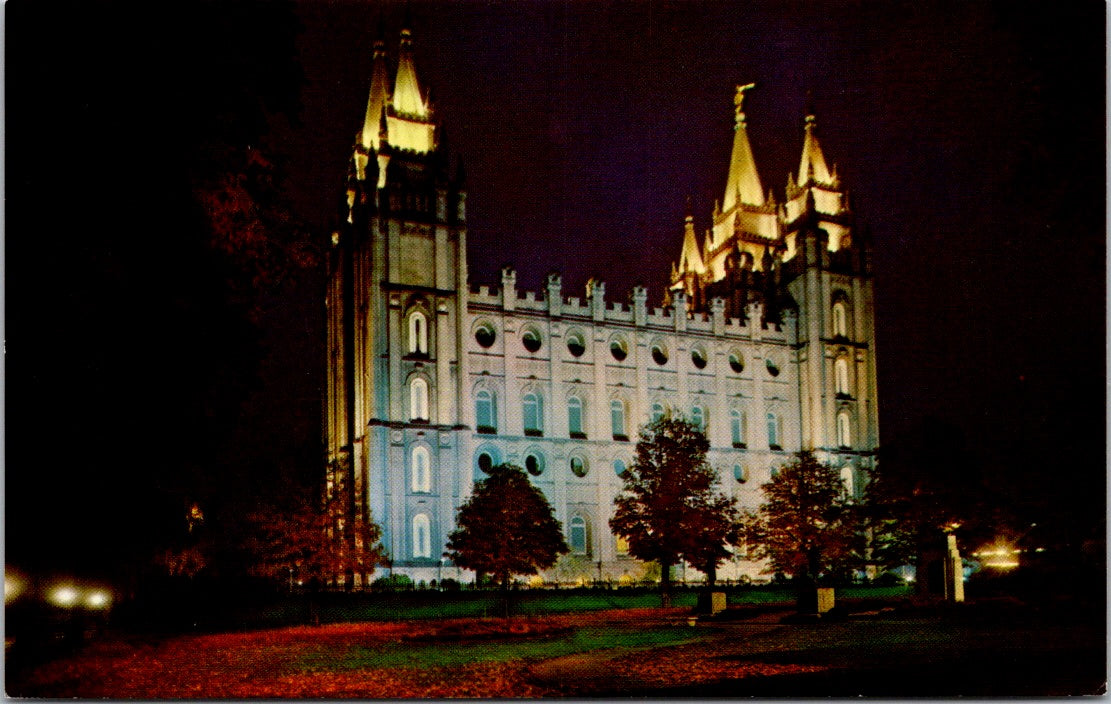 Vintage Postcard Mormon Temple Salt Lake City Utah United States Unposted