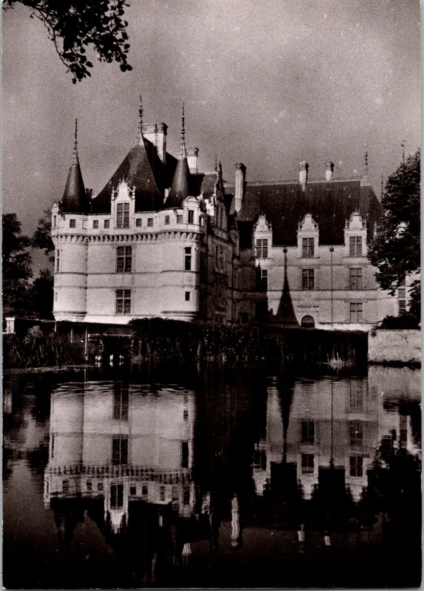 Vintage Postcard Château d'Azay-le-Rideau Seen From The East France Unposted