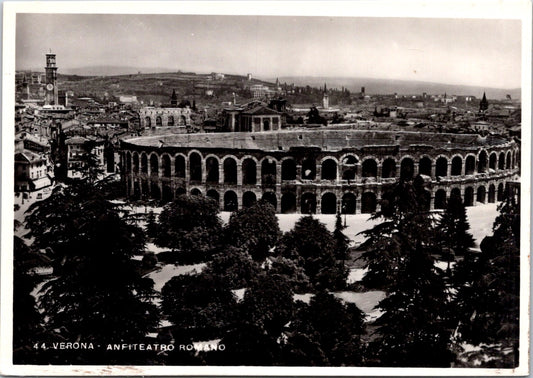 Vintage Postcard The Roman Amphitheater Verona Arena Italy Unposted