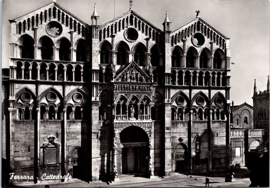 Vintage Postcard The Cathedral Ferrara Italy Unposted