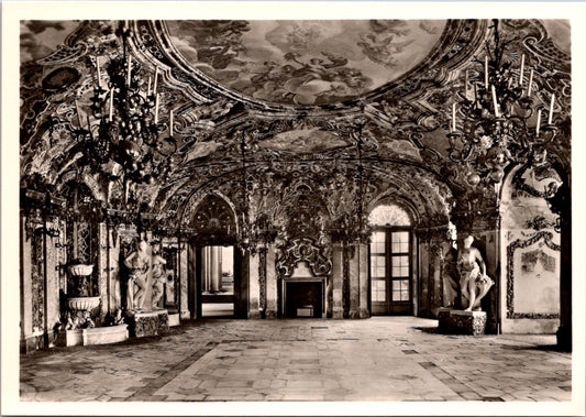 Vintage Postcard Schloss Weißenstein Pommersfelden Mussell Hall Germany Unposted