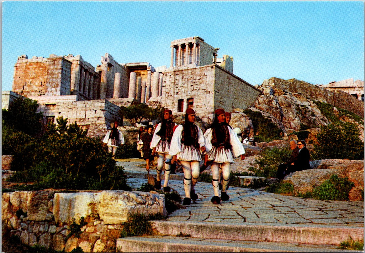 Vintage Postcard Evzones And Propylaea Of Acropolis Athens Greece Unposted