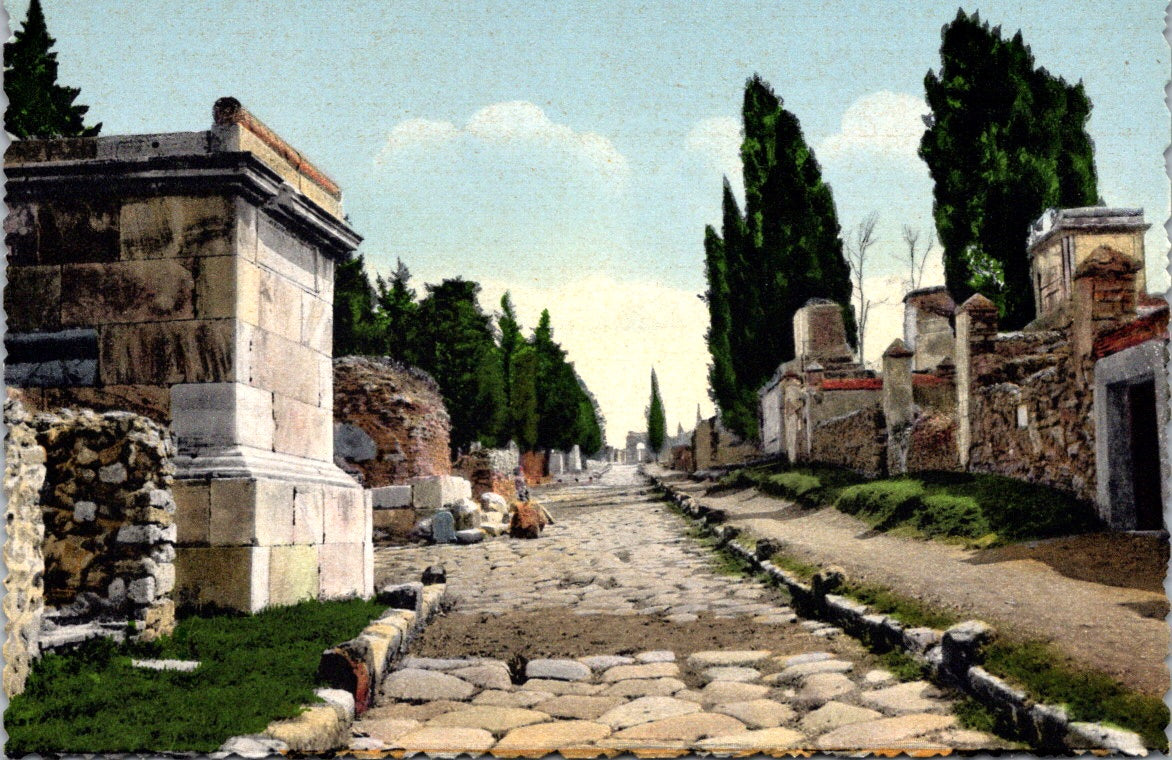 Vintage Postcard Herculanom Gate And Sepolcri Street Pompeii Italy Unposted