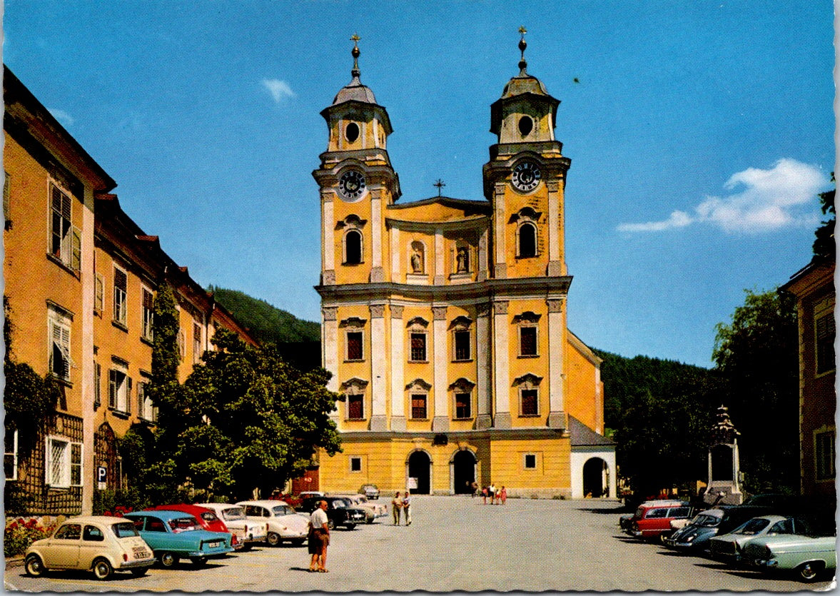 Vintage Postcard The Parish Church Mondsee Salzburg Austria Unposted