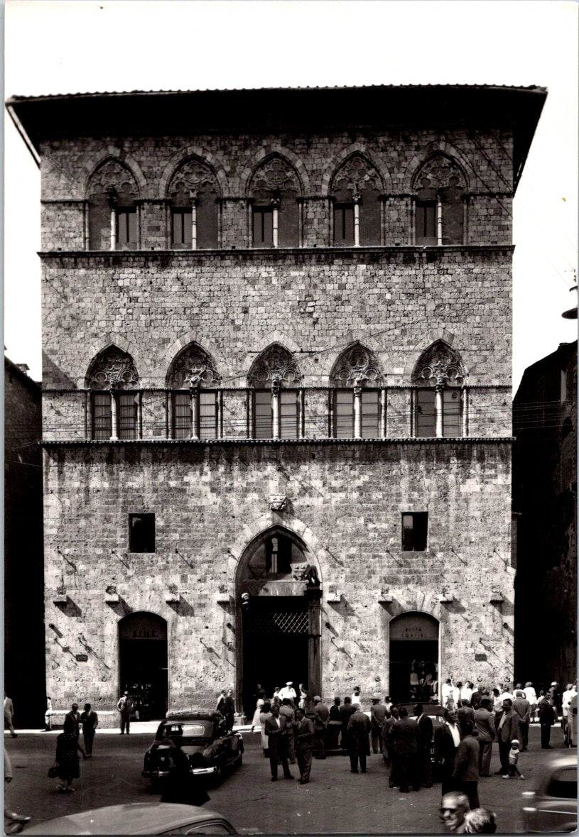 Vintage Postcard The Tolomei Palace Siena Italy Unposted