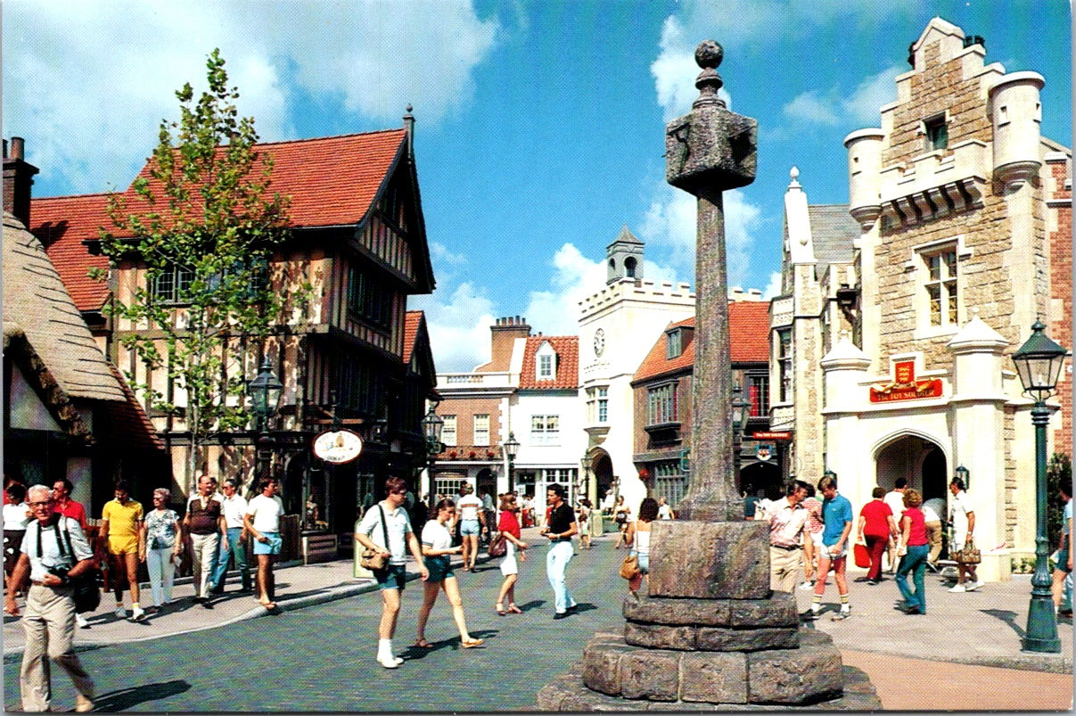 Vintage Postcard United Kingdom World Showcase Walt Disney World Unposted