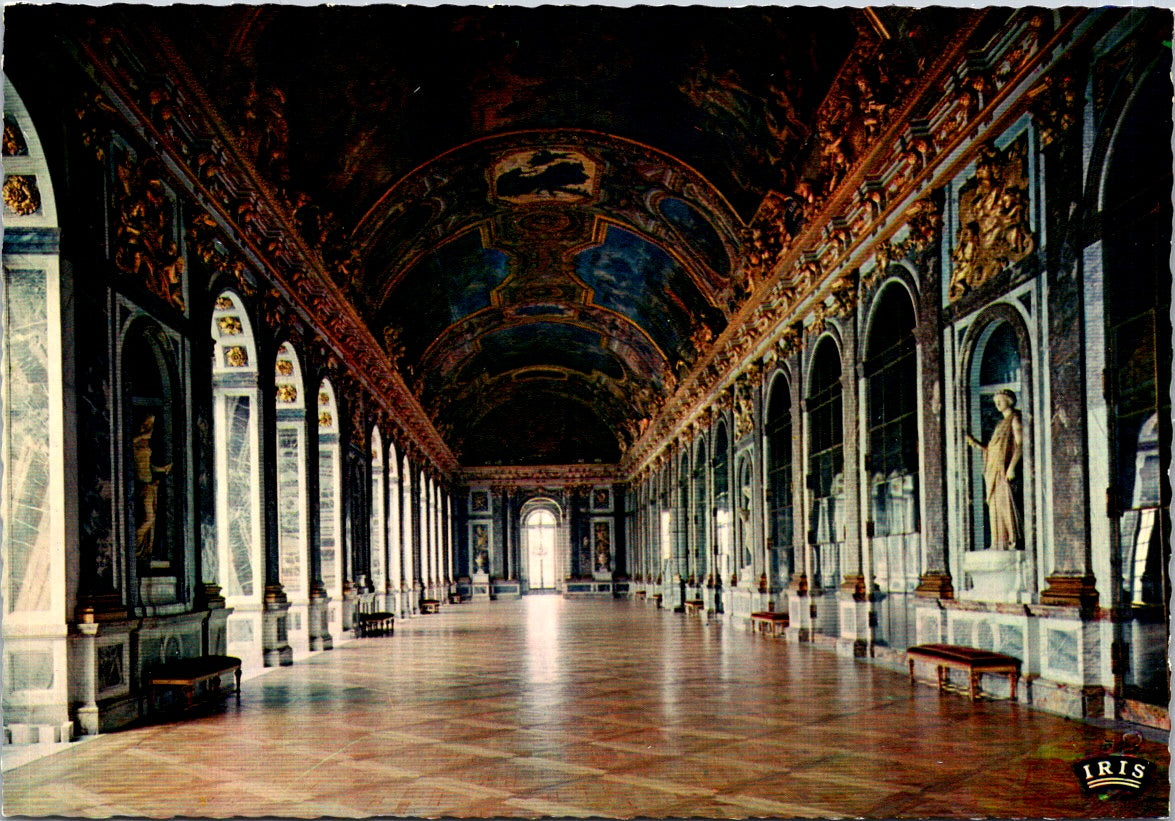 Vintage Postcard The Hall Of Mirrors Versailles France Unposted